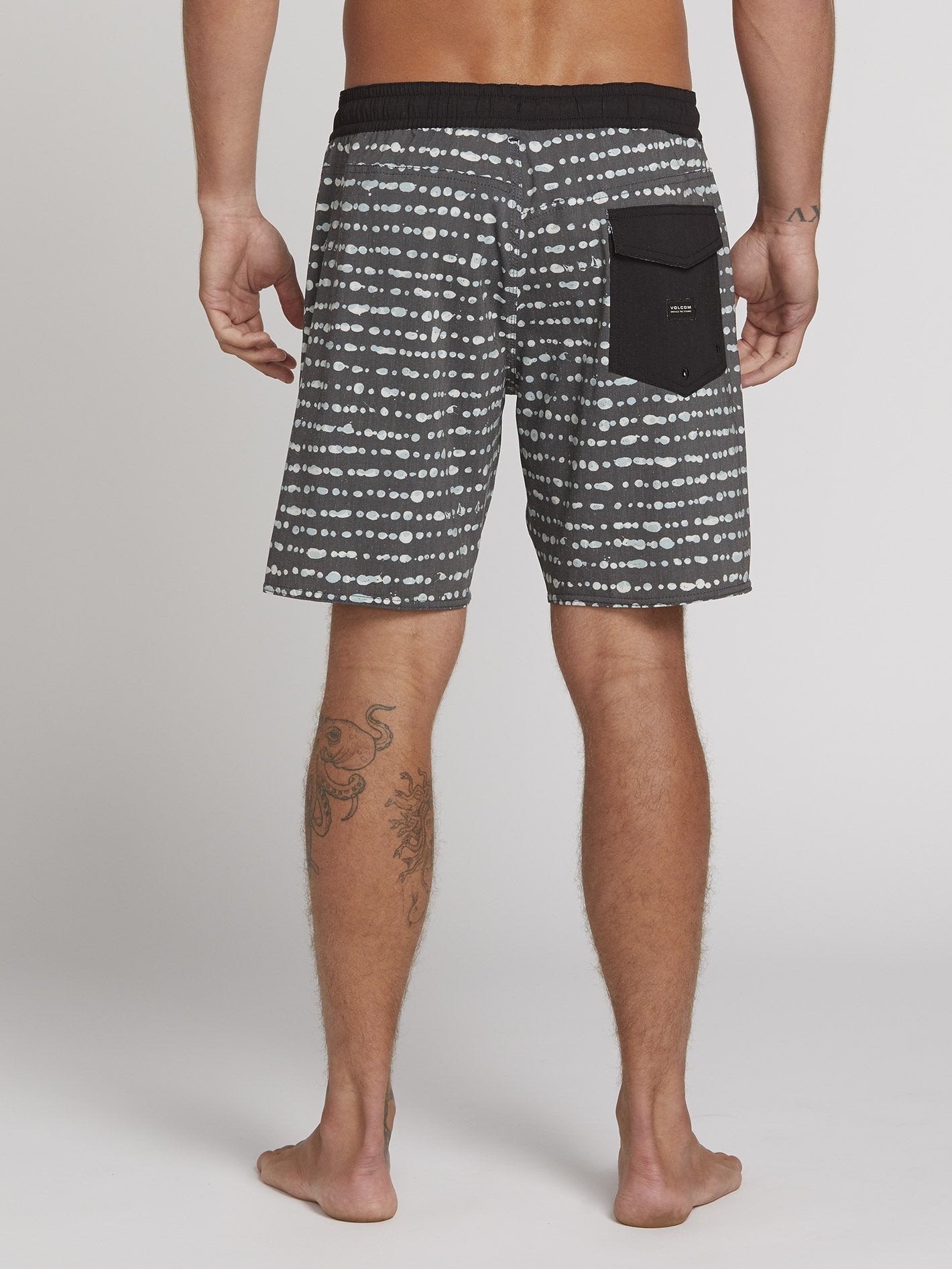 Stripe Dot Trunks 18" Boardshorts - Asphaltschwarz