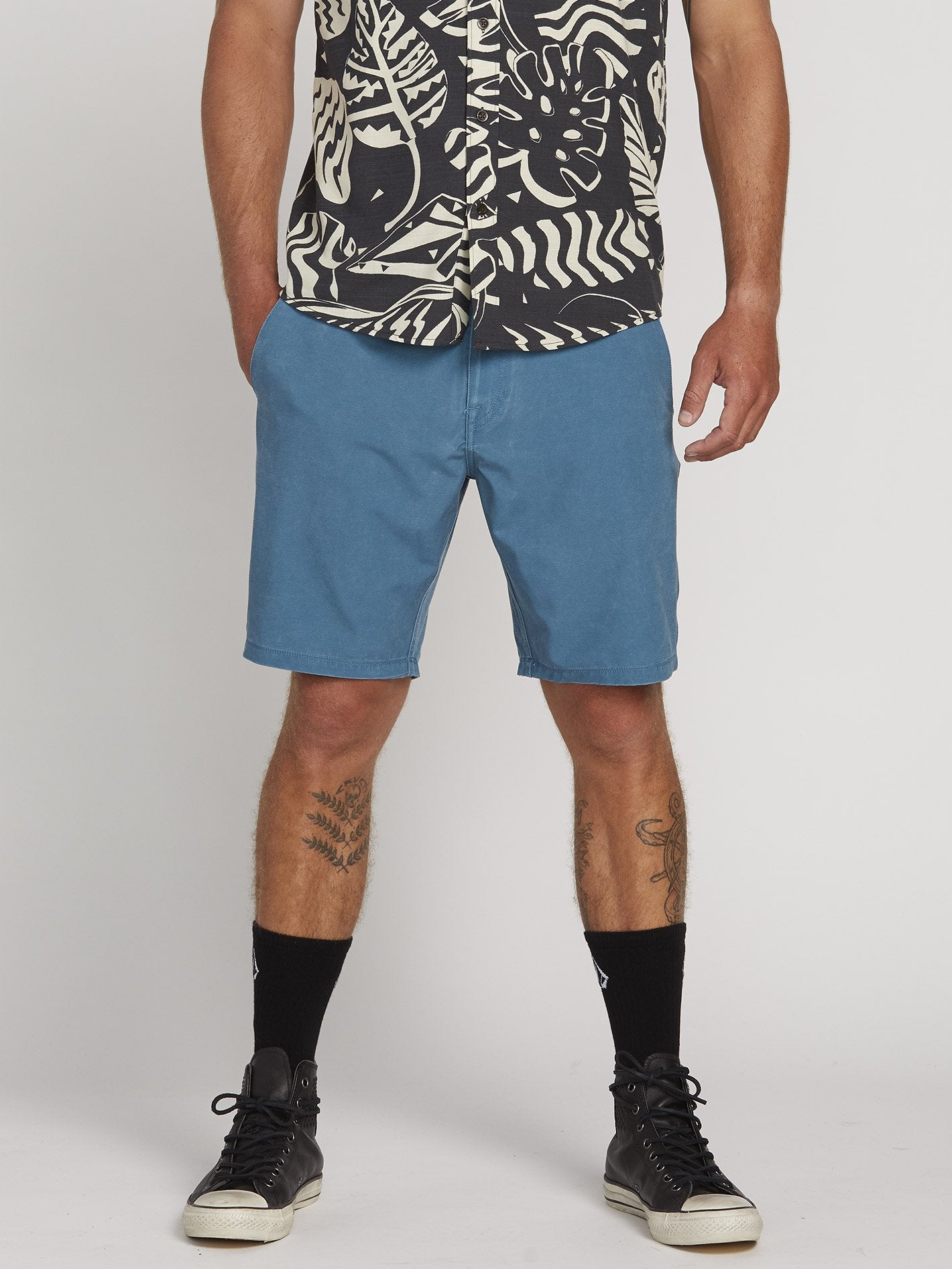 Snt Faded 19" Hybrid Shorts - Sea Navy