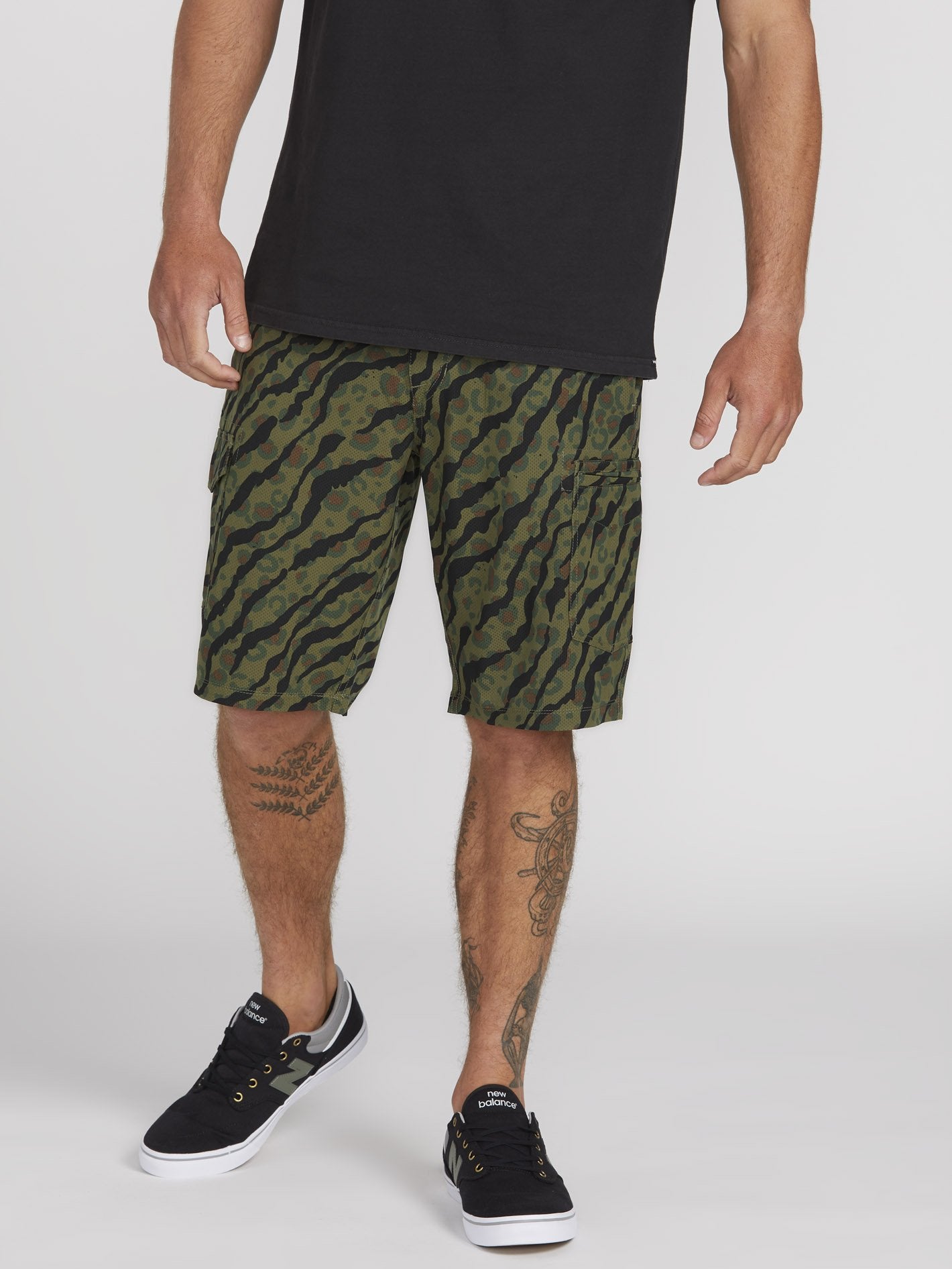 Hybrid Surf'n'Turf Dry Cargo Shorts 21" - ARMEEGRÜN-KOMBINATION