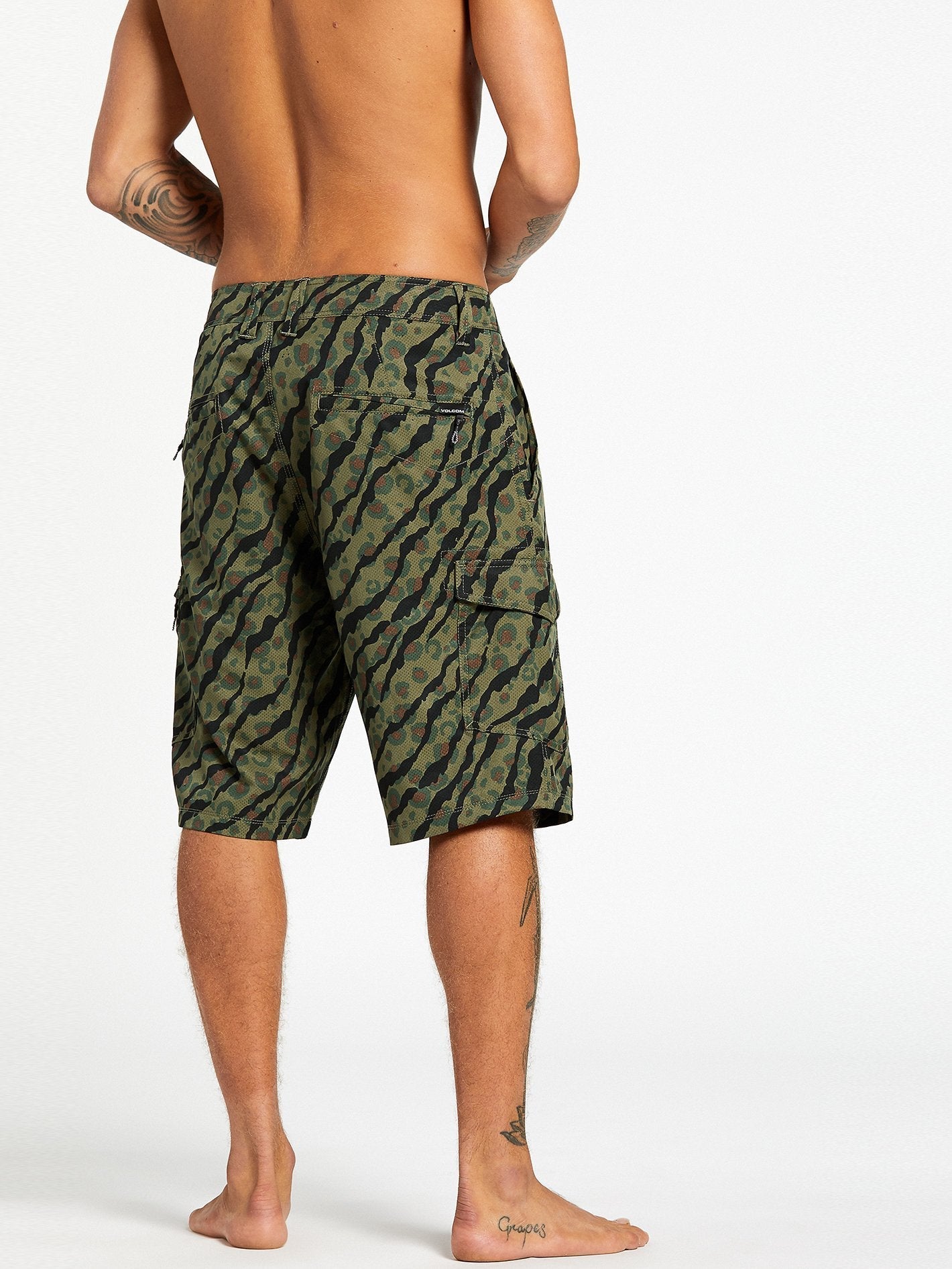 Hybrid Surf'n'Turf Dry Cargo Shorts 21" - ARMEEGRÜN-KOMBINATION