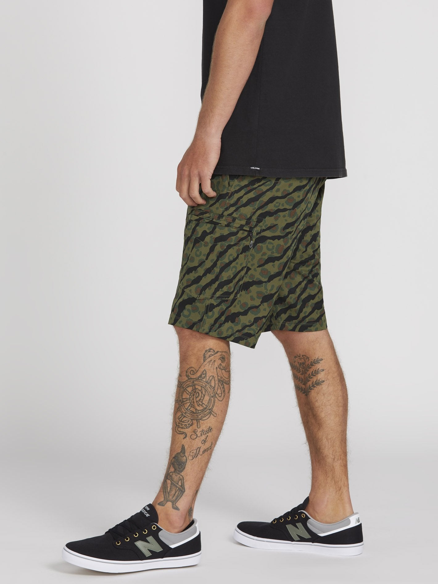 Hybrid Surf'n'Turf Dry Cargo Shorts 21" - ARMEEGRÜN-KOMBINATION
