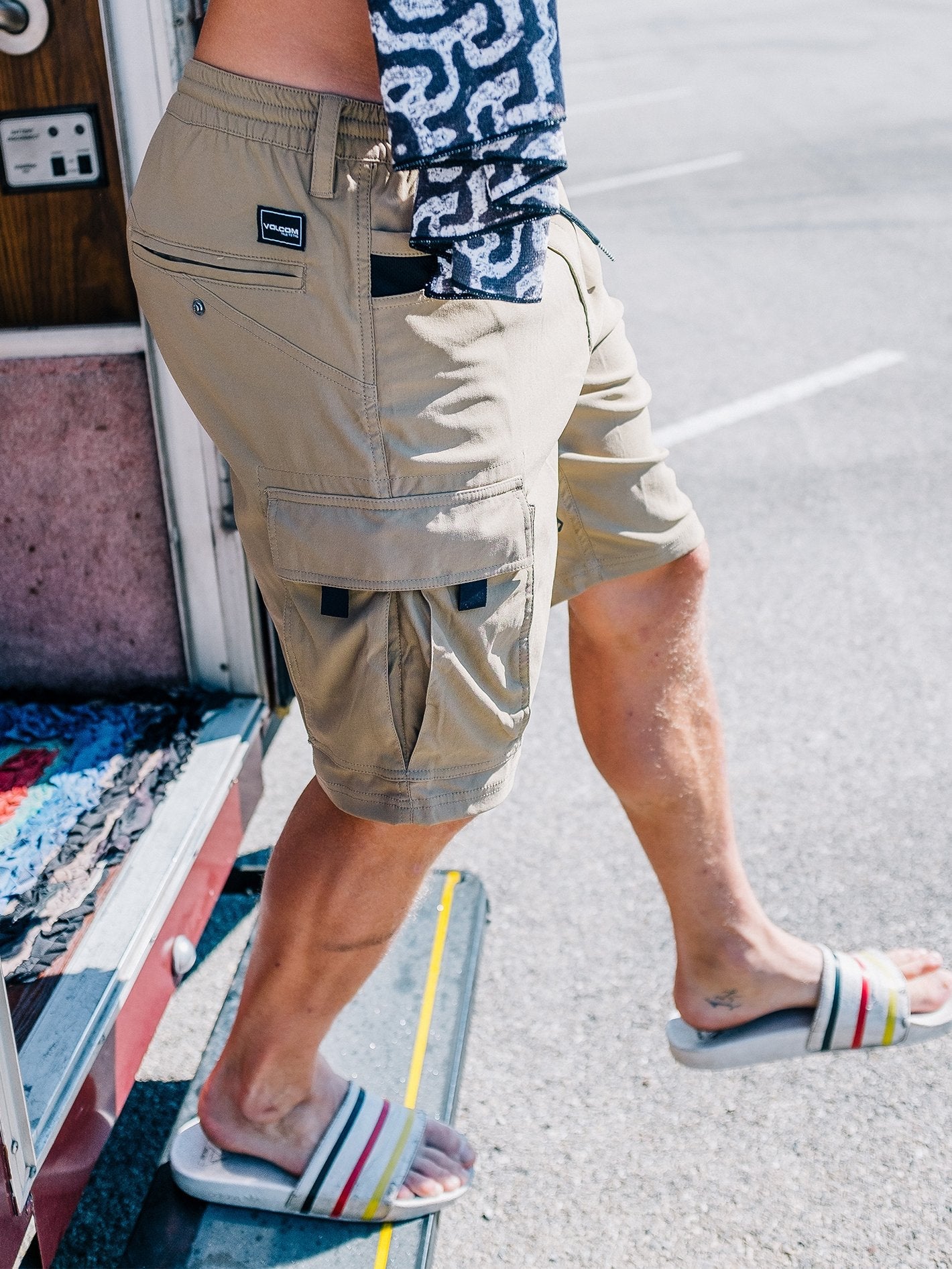 Vitals Cargo Hybrid 21" Skate-Shorts – KHAKI