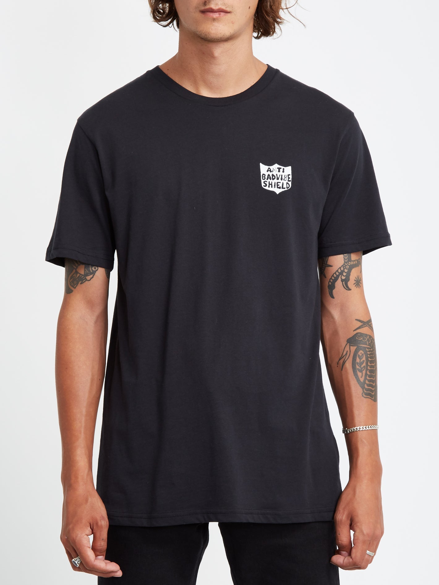 Neues Schild-T-Shirt - Schwarz