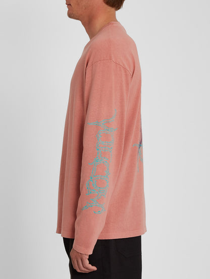 Remote Chronicles T-shirt - PINK