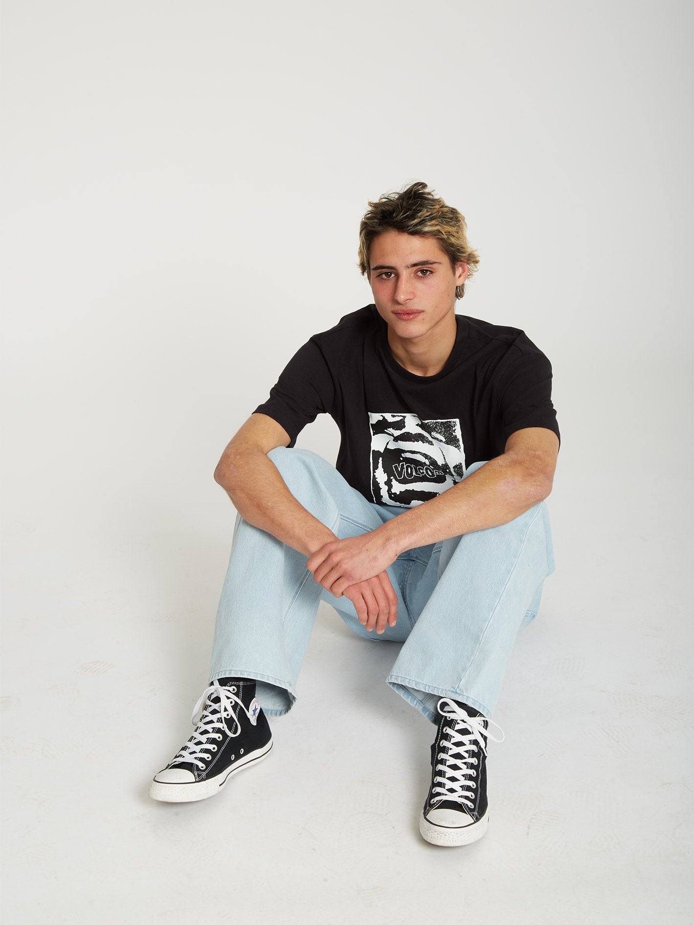 T-shirt Yeller - BLACK