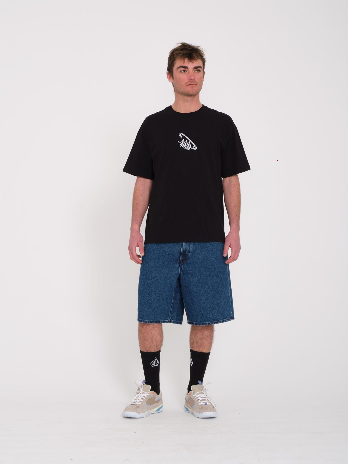 T-shirt Pinedstones - BLACK