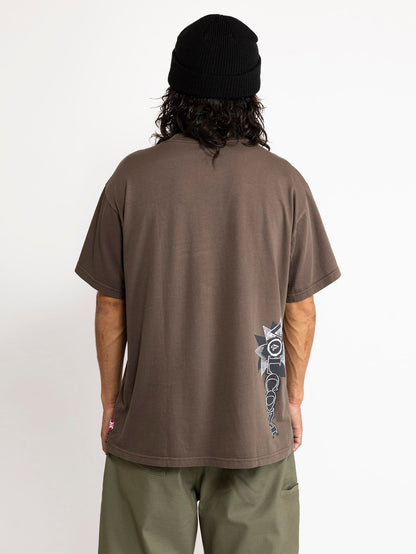 Iguchi Valley T-Shirt - DUNKLE ERDE