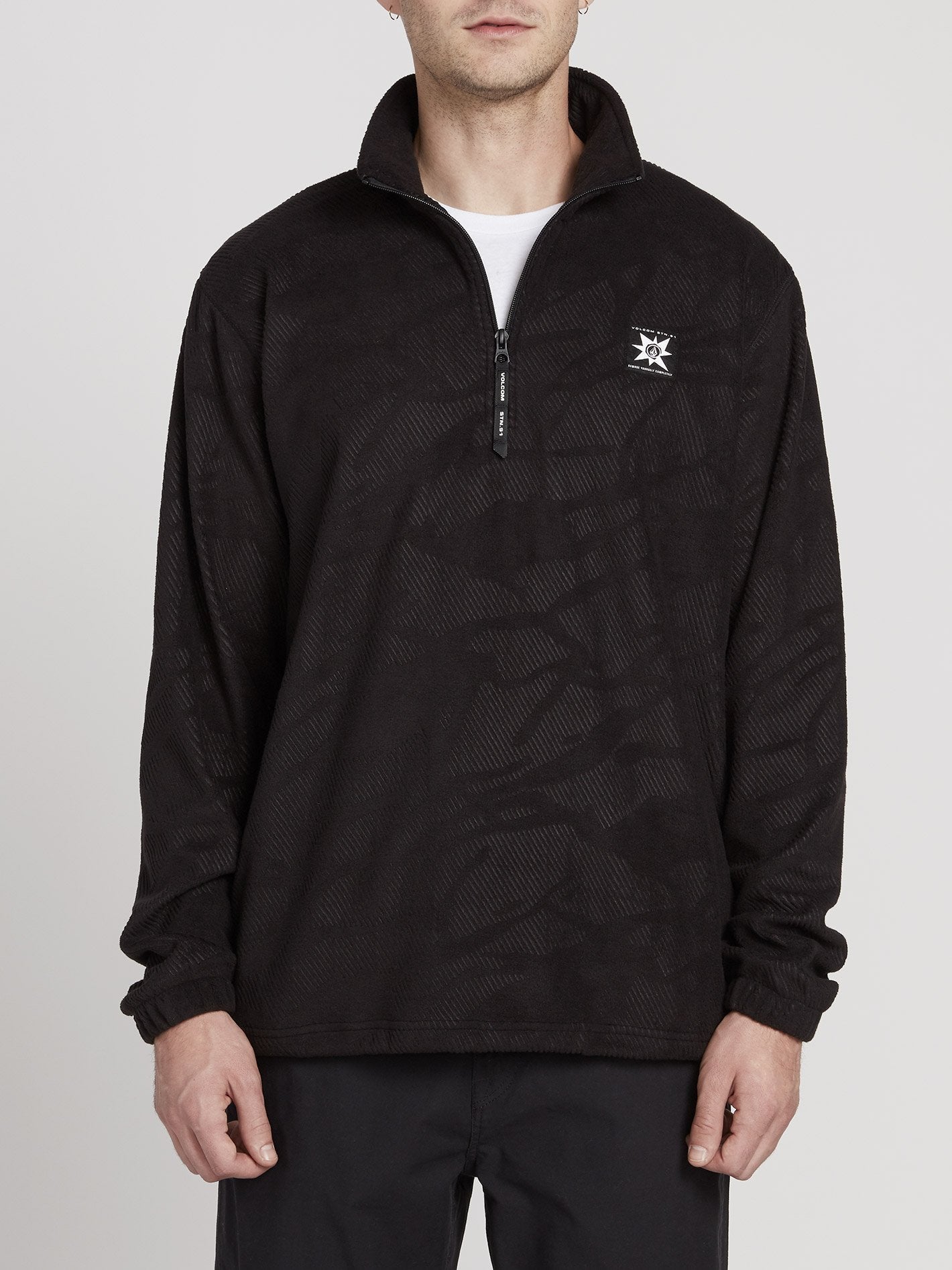 AP#2 Polazer Sweatshirt – Schwarz (UNISEX)