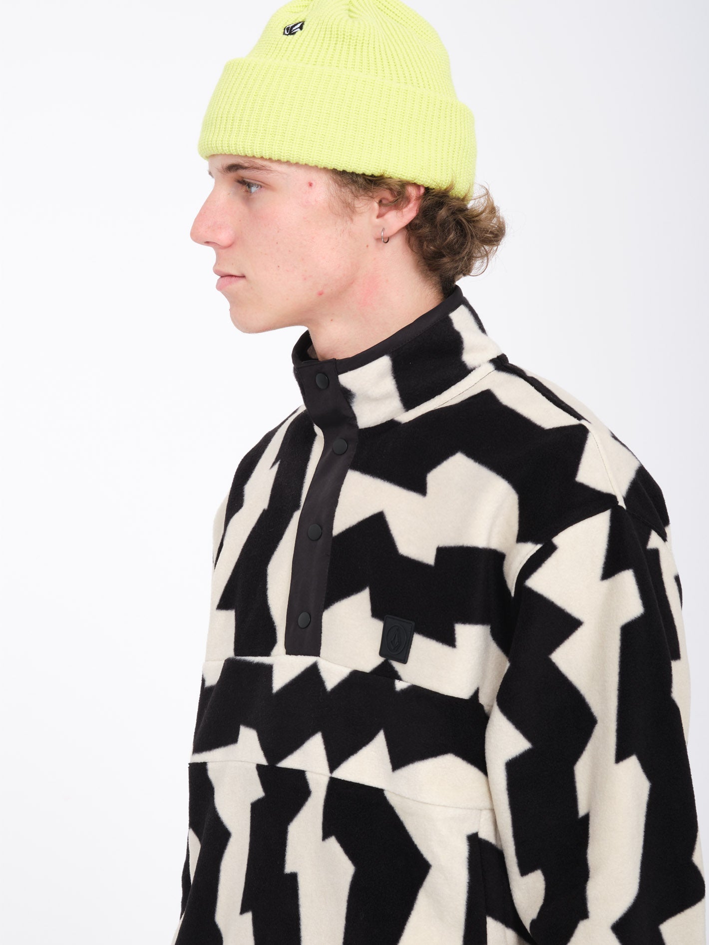 Error92 Sweatshirt - SCHMUTZIG WEISS