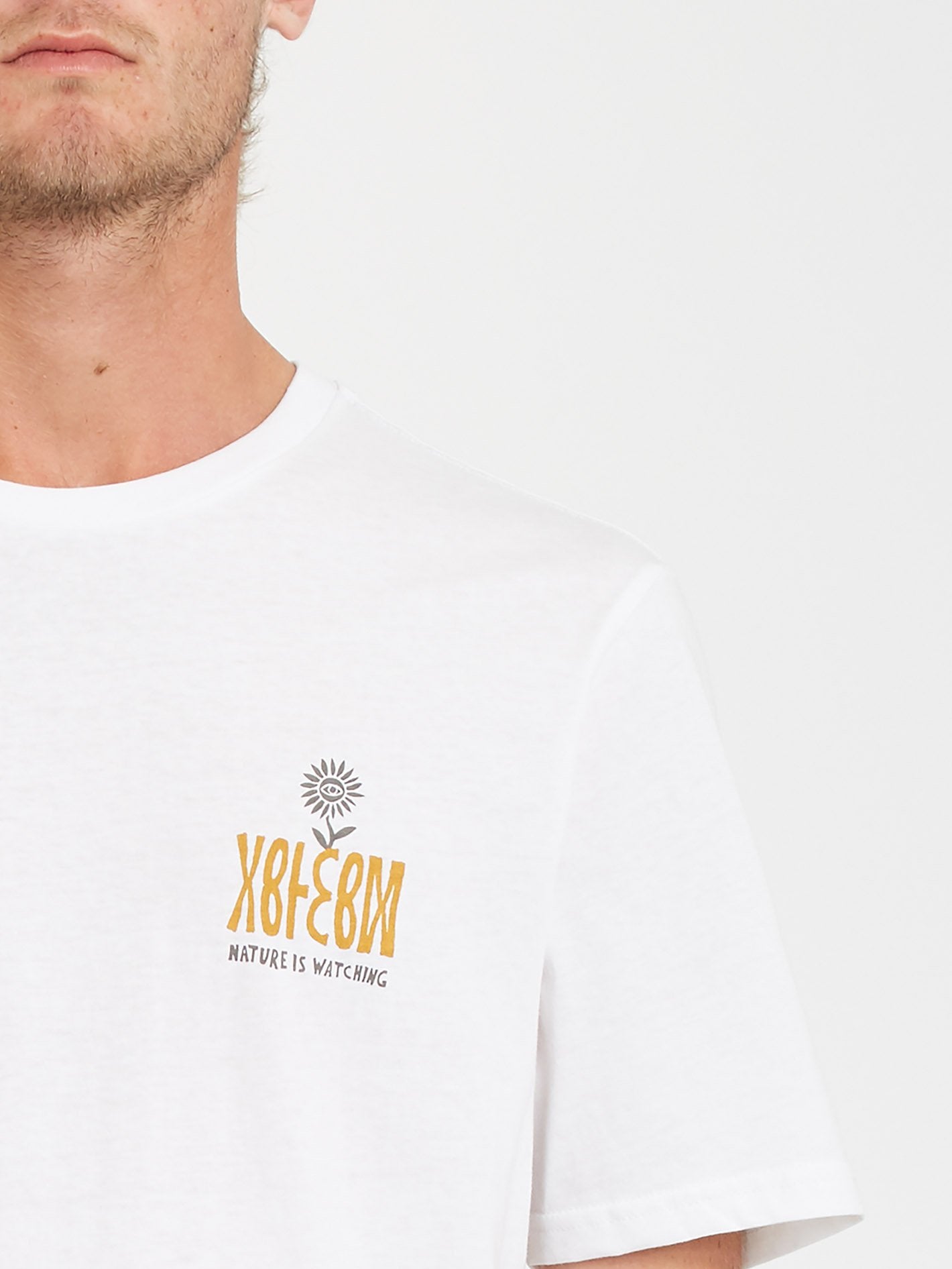 Daisy Flip T-Shirt - WHITE