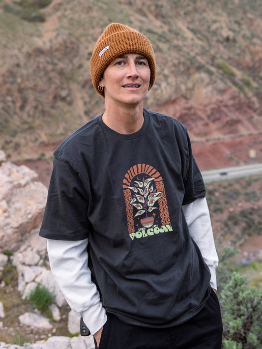 Farm To Yarn Delight T-Shirt - STEALTH
