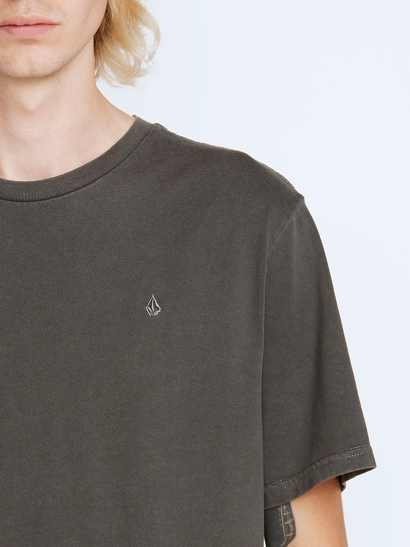 Solid Stone T-Shirt – SCHWARZ