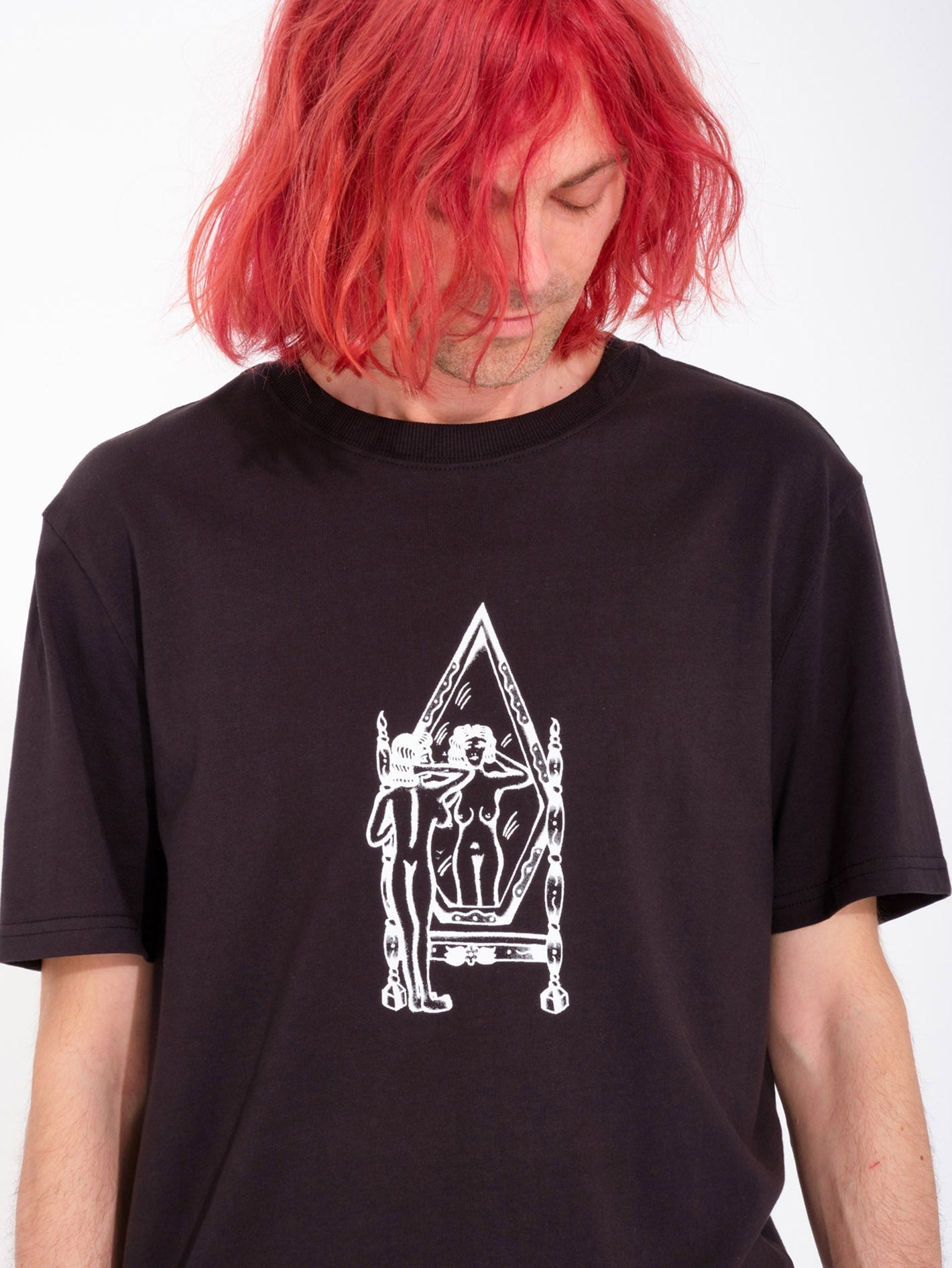 Lintell Mirror T-Shirt – SCHWARZ