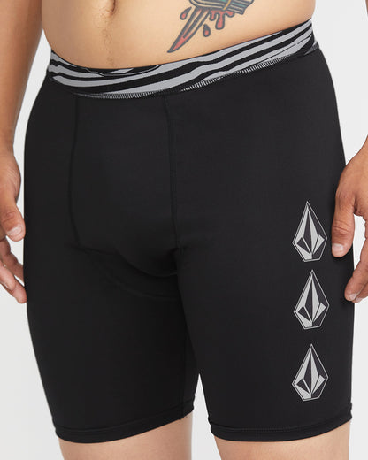 Vitals J Robinson Surfshorts - SCHWARZ