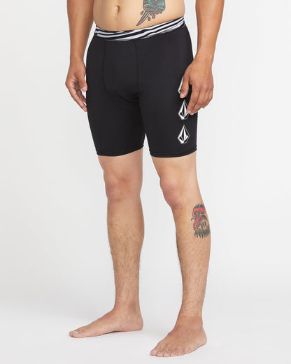 Vitals J Robinson Surfshorts - SCHWARZ