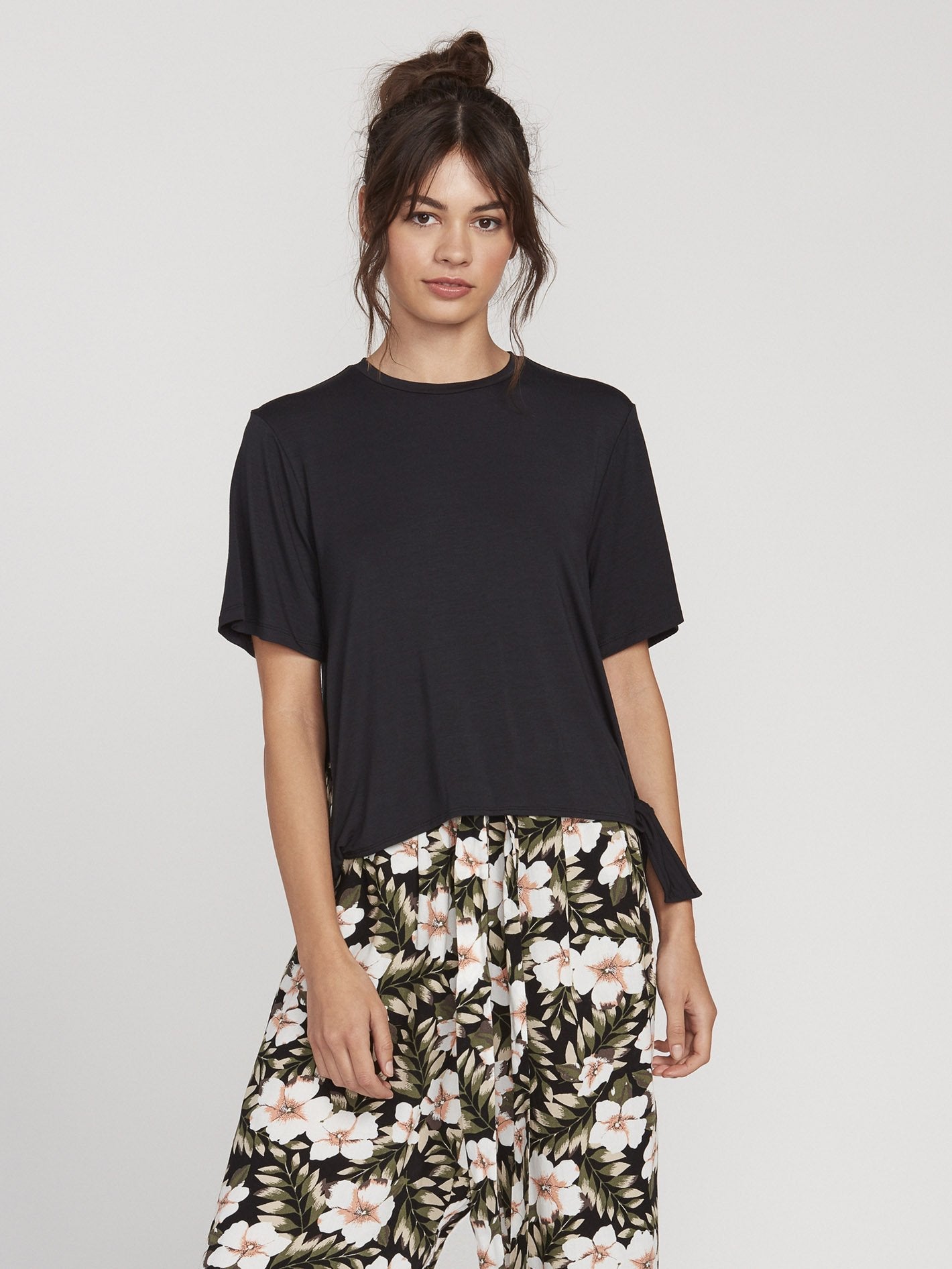 Coco Side Tie T-shirt - BLACK