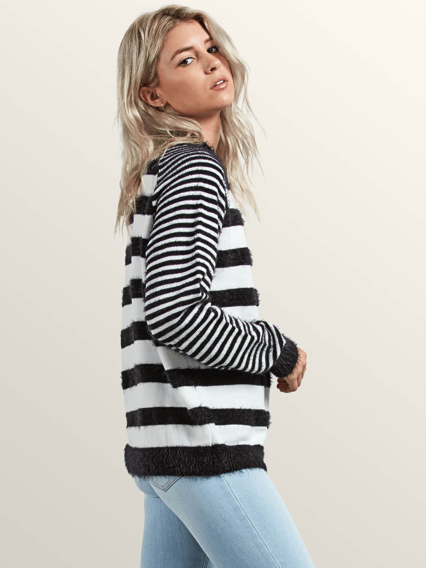 Need Space Sweater - Black