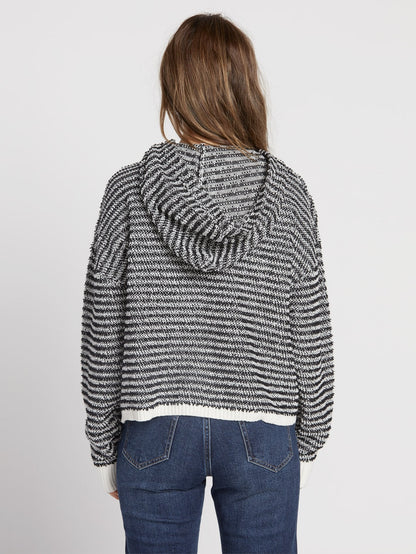 Pullover mit gebrochenen Buchstaben – Schwarze Kombination