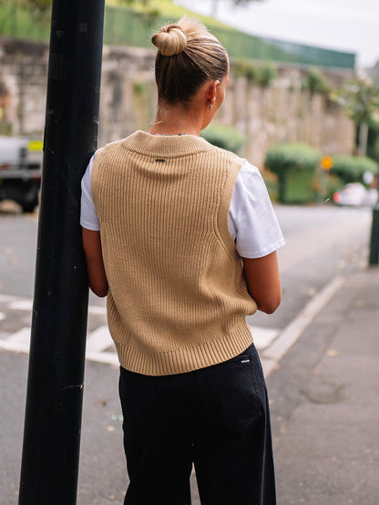 Pull In Vestible - HAZELNUT