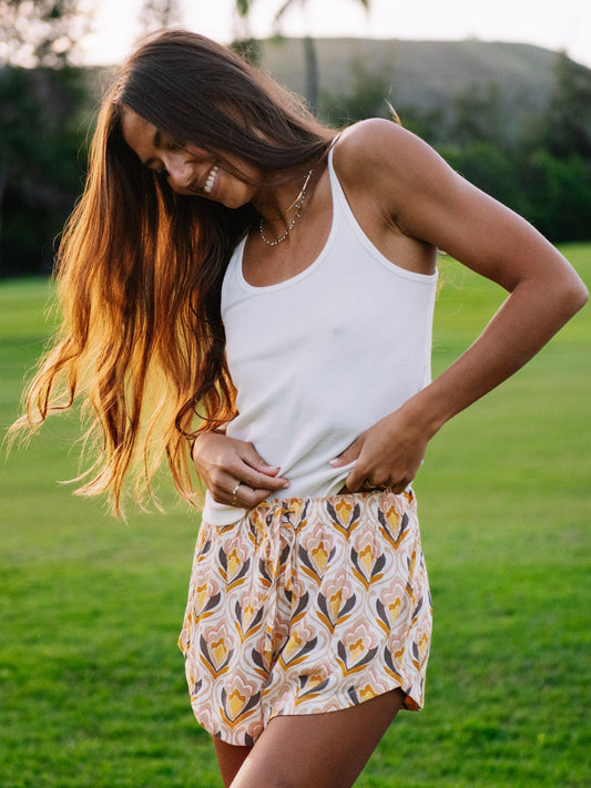 Retrospectacle Shorts - HASELNUSS