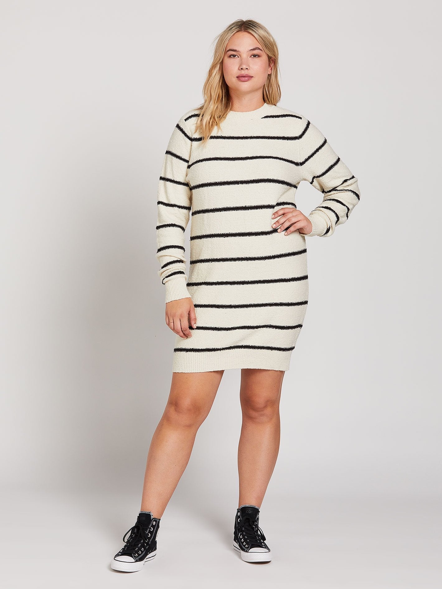 So Far So Good Robe - KNOCHEN