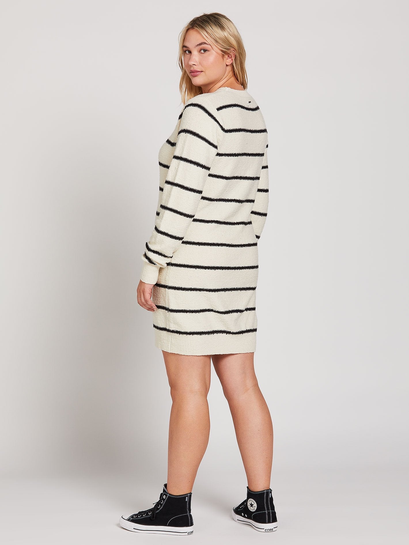So Far So Good Robe - KNOCHEN