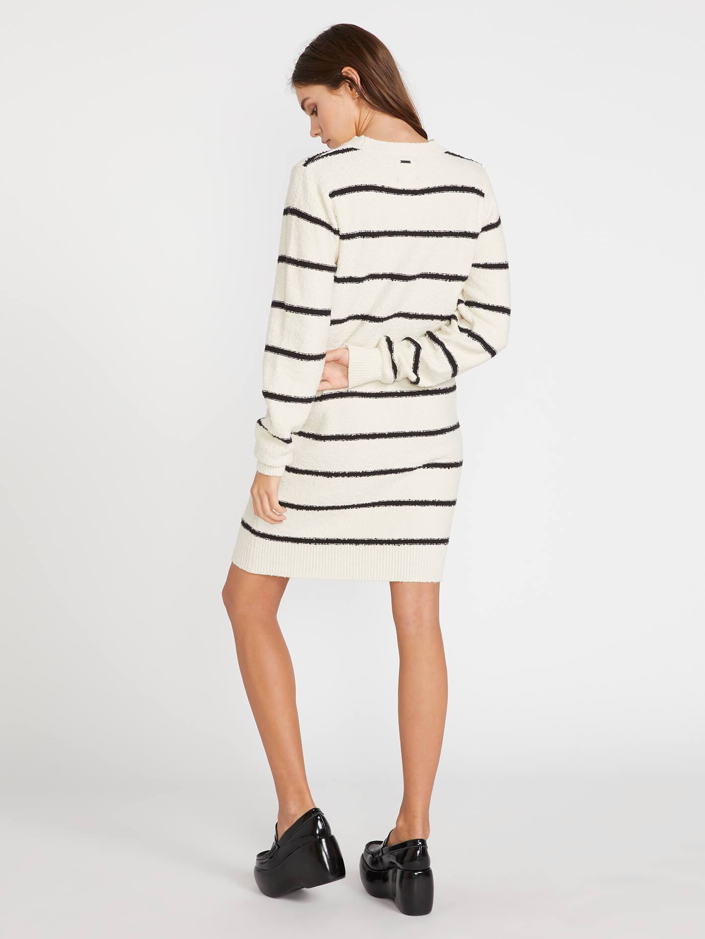 So Far So Good Robe - KNOCHEN