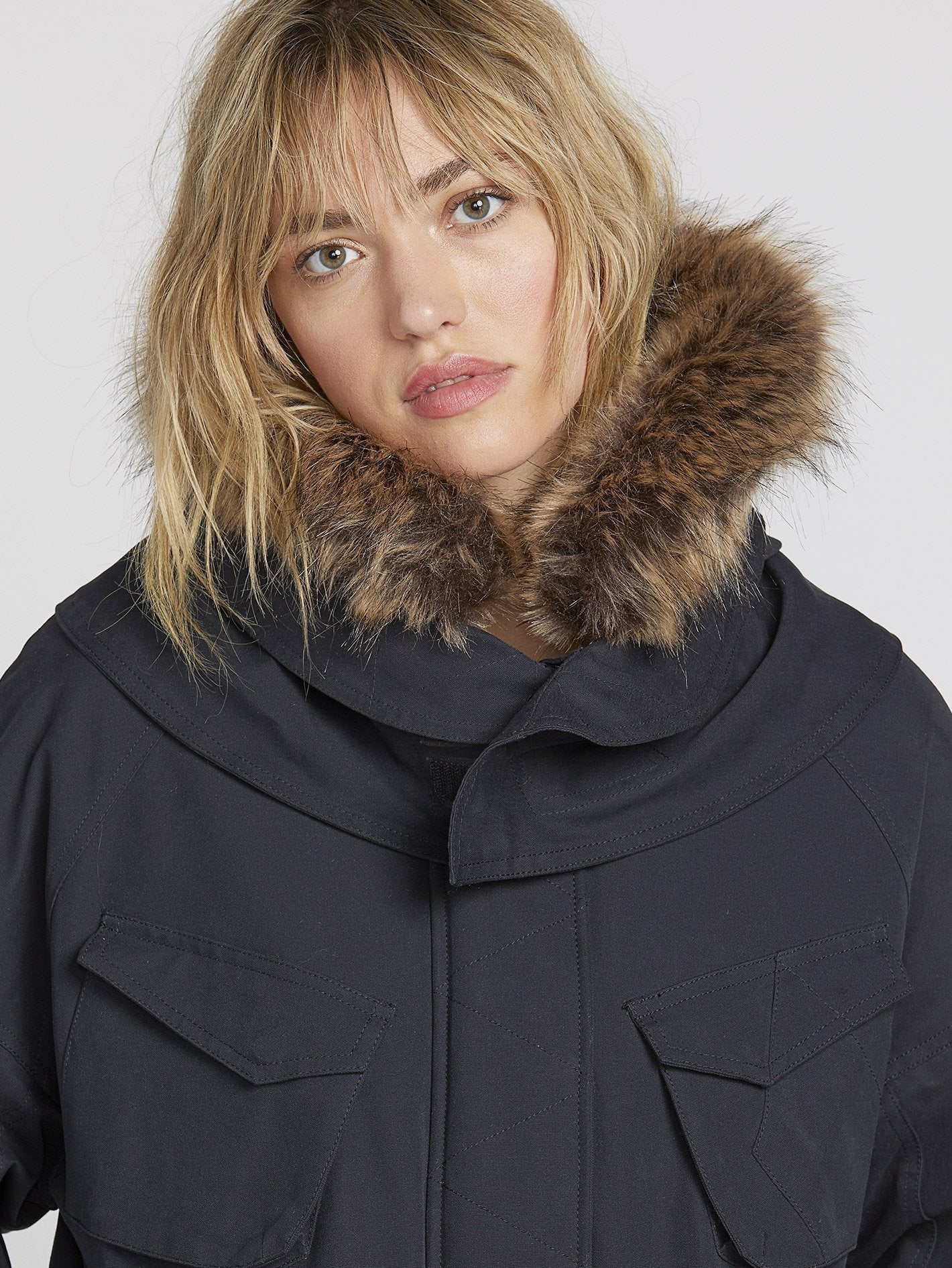 Rainy Shiny 5K Parka - Black