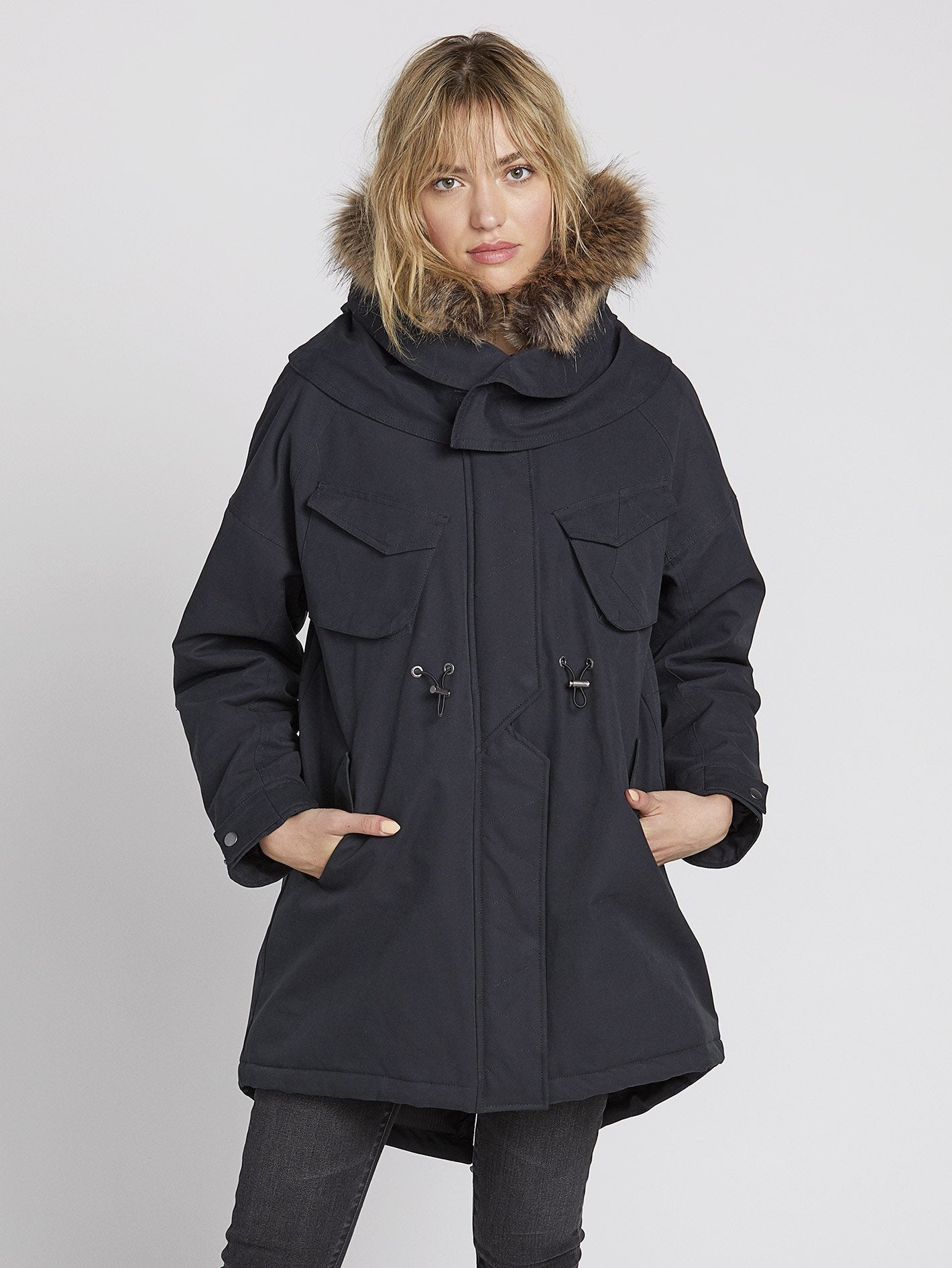 Rainy Shiny 5K Parka - Black