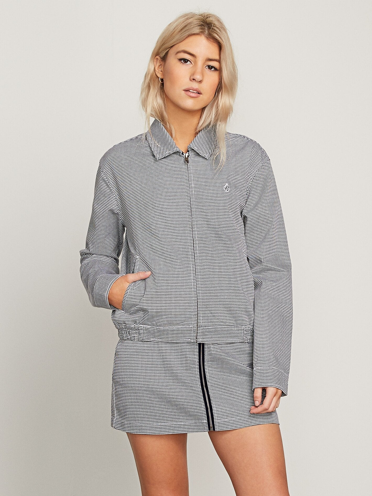 Frochickie Hemdjacke - Schwarze Kombination