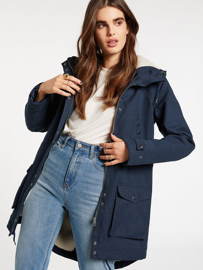 Walk on By 5K Parka - SEA NAVY