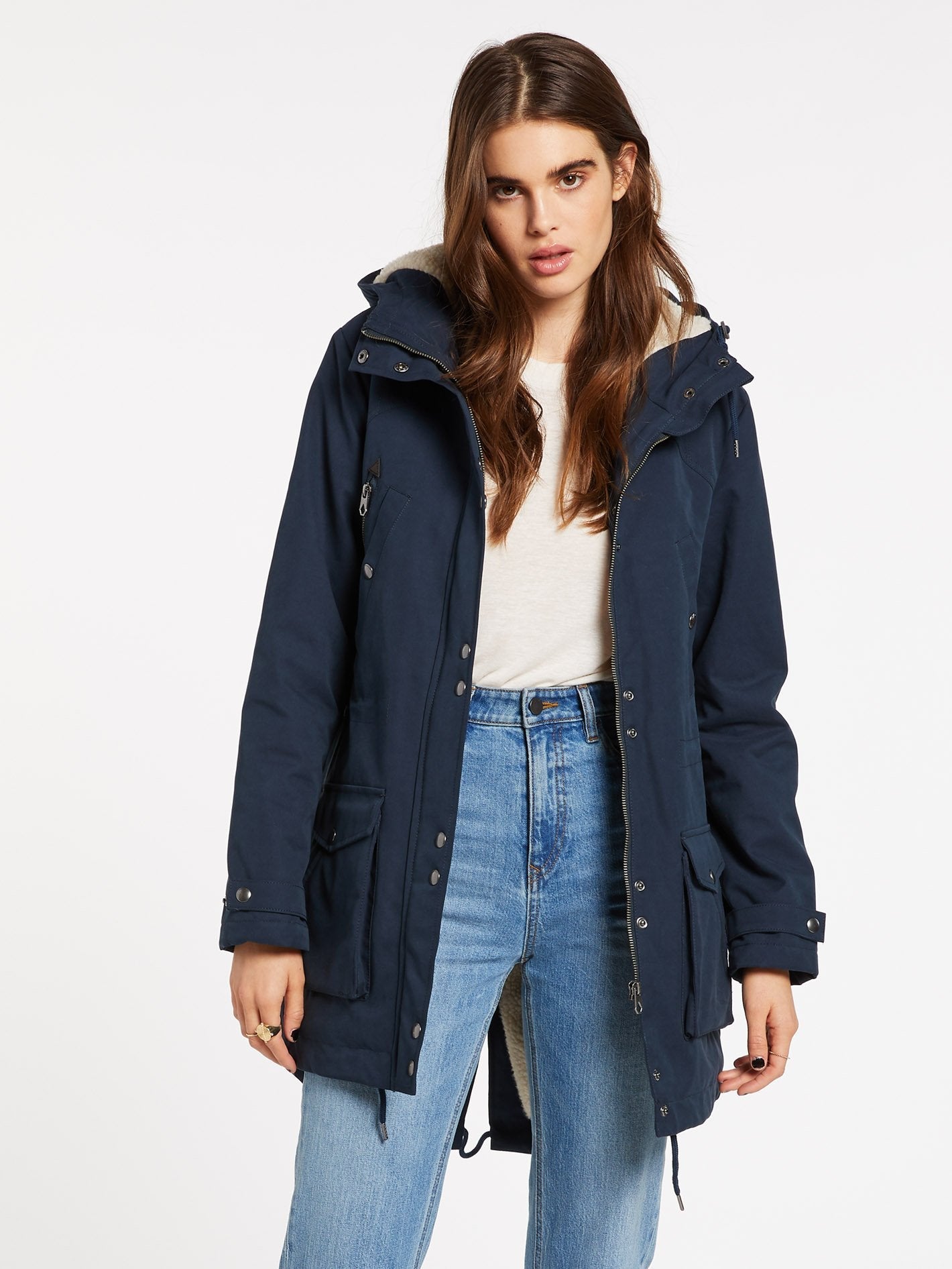 Walk on By 5K Parka - SEA NAVY