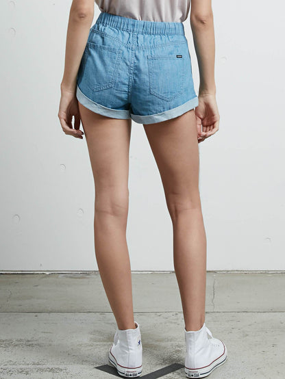 Sunday Strut Shorts - Light Blue