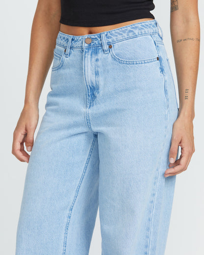 Stoned Boyfriend-Jeans mit hohem Bund – BLUE BIRD