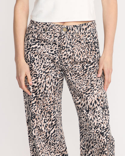 Stoned Boyfriend-Lowrise-Jeans – Tiermuster