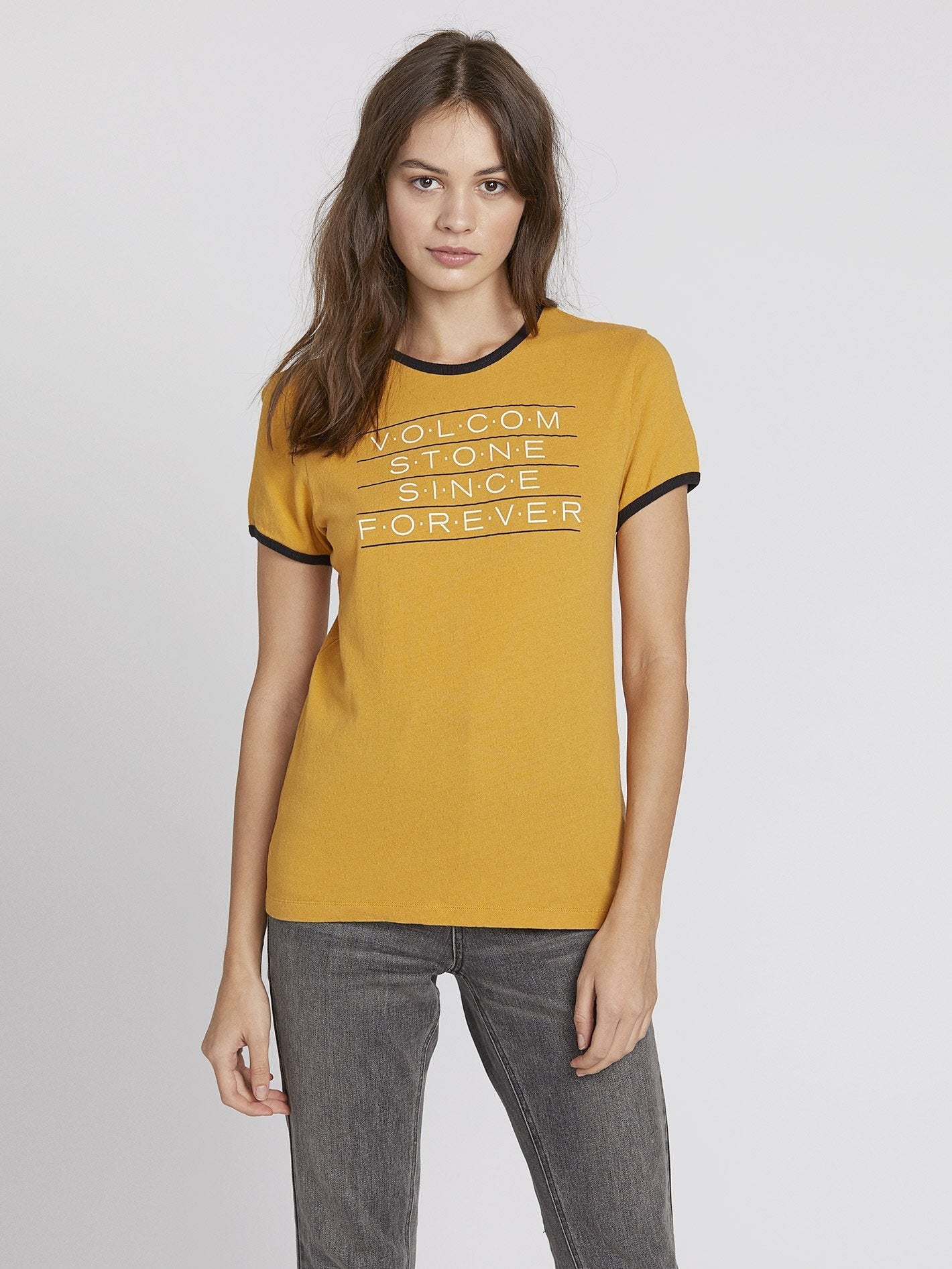 T-shirt Keep Goin Ringer - Dijon