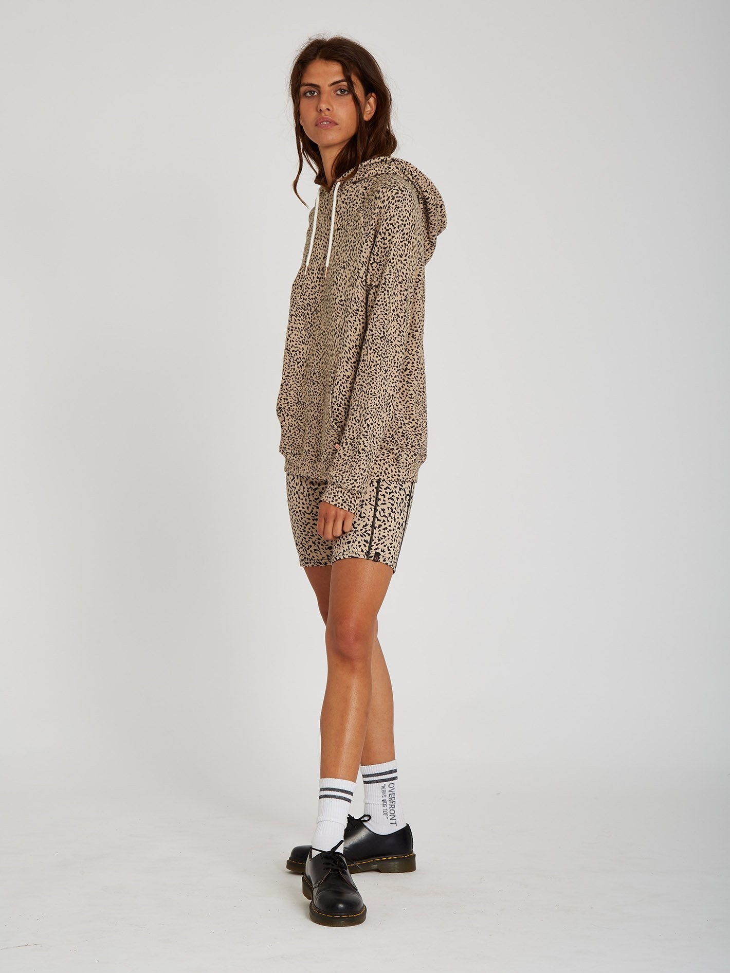 Kleiner Hoodie – Tierdruck