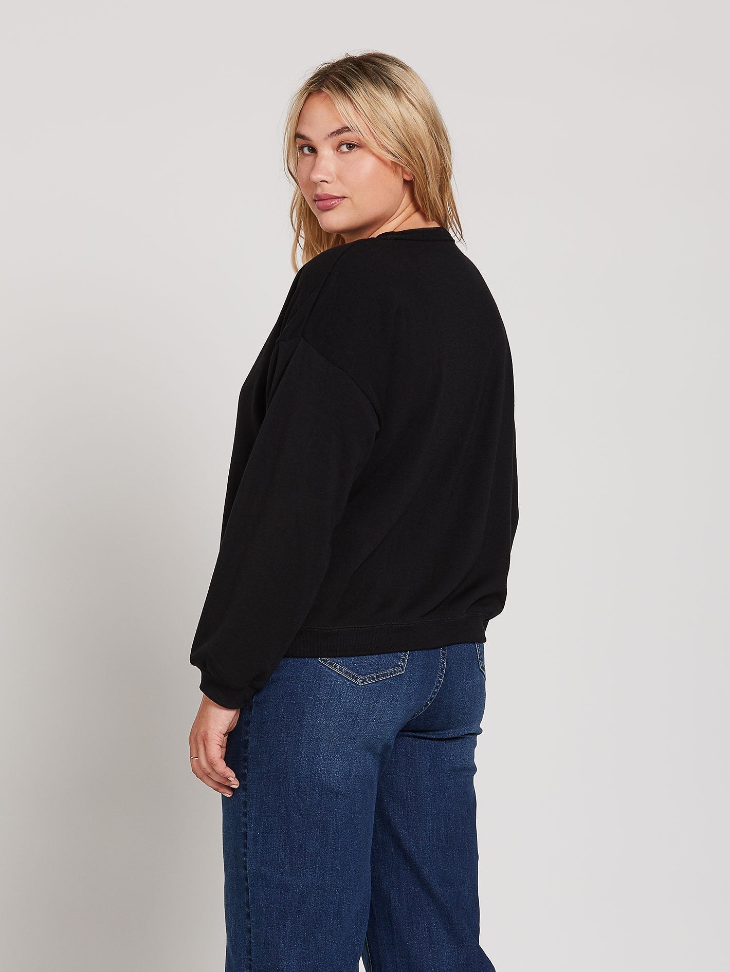 In Fleecez Pull - BLACK