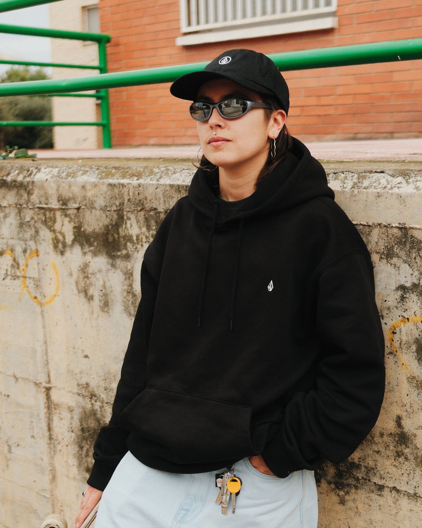 Circle Stone Dad Cap – SCHWARZ