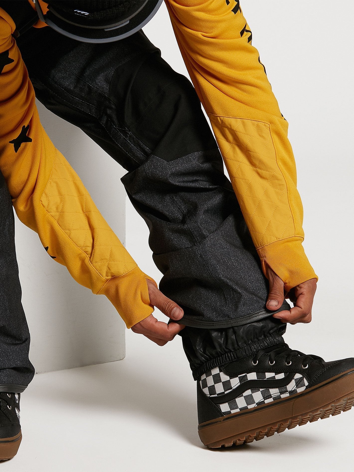 Snow Roan Latzhose - Army