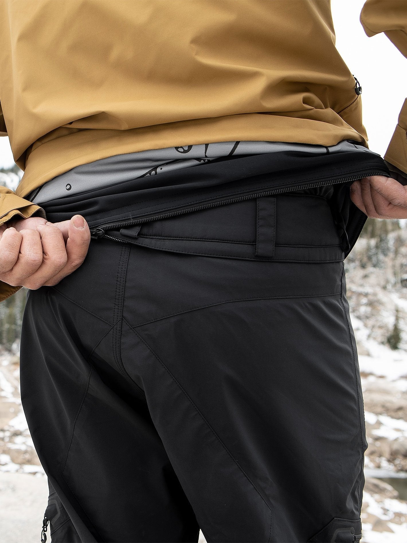 Guch Stretch GORE-TEX Snow Pants - Black