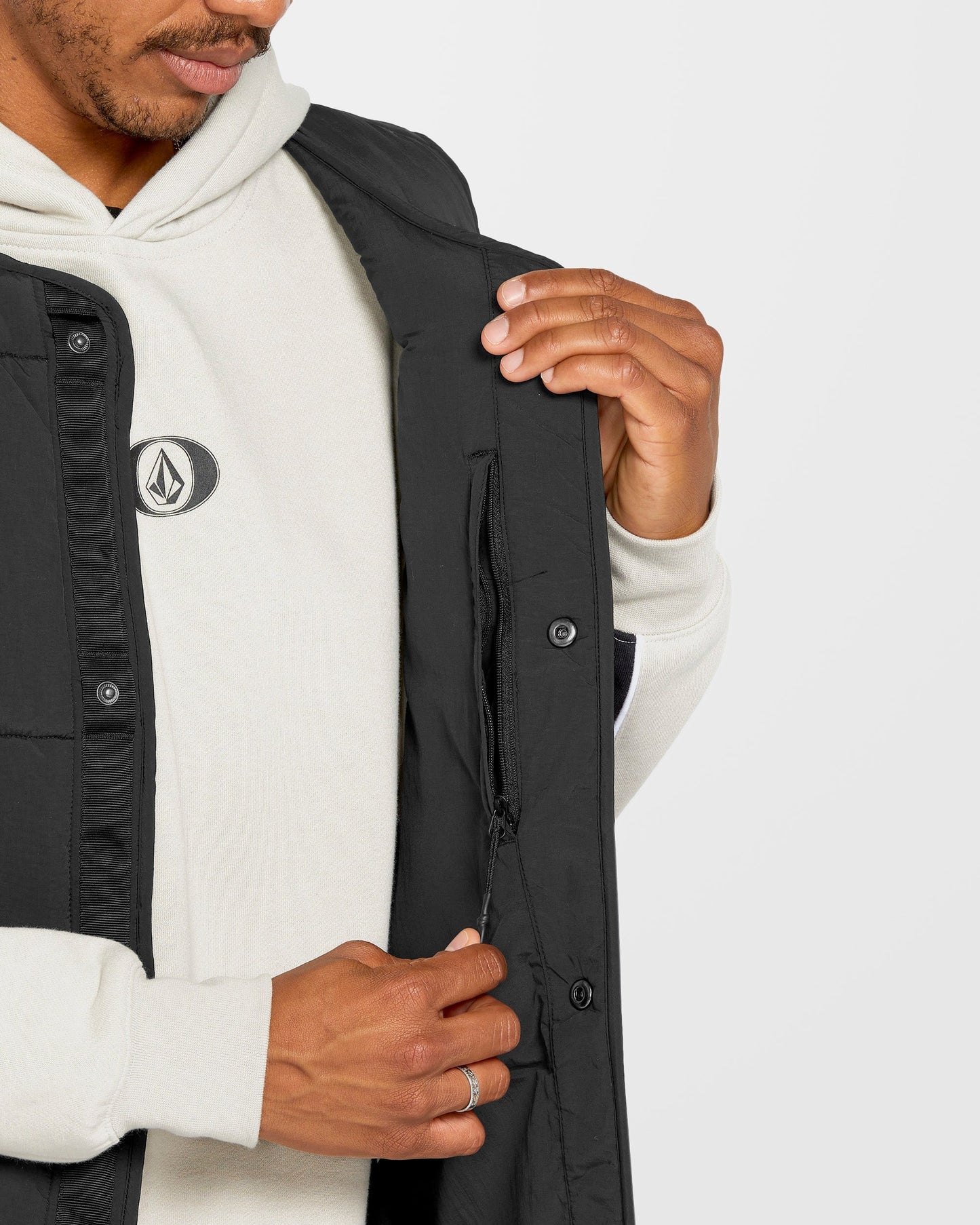 Ärmellose Jacke im Lagenlook - Schwarz