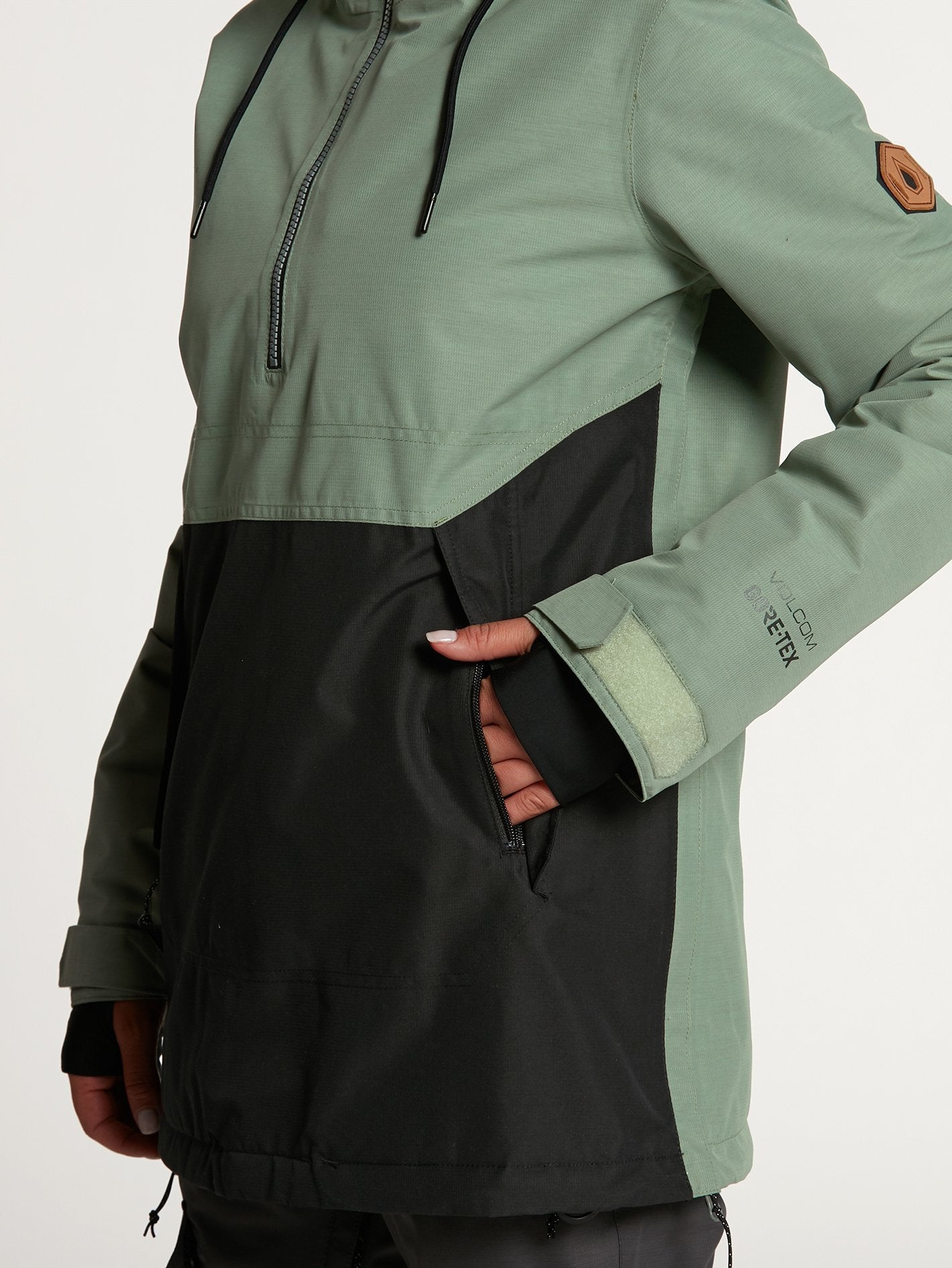 Fern Insulated GORE-TEX Pullover Snow Jacket - Leopard
