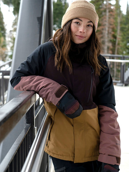 Aris Insulated GORE-TEX Snow Jacket - Black Red