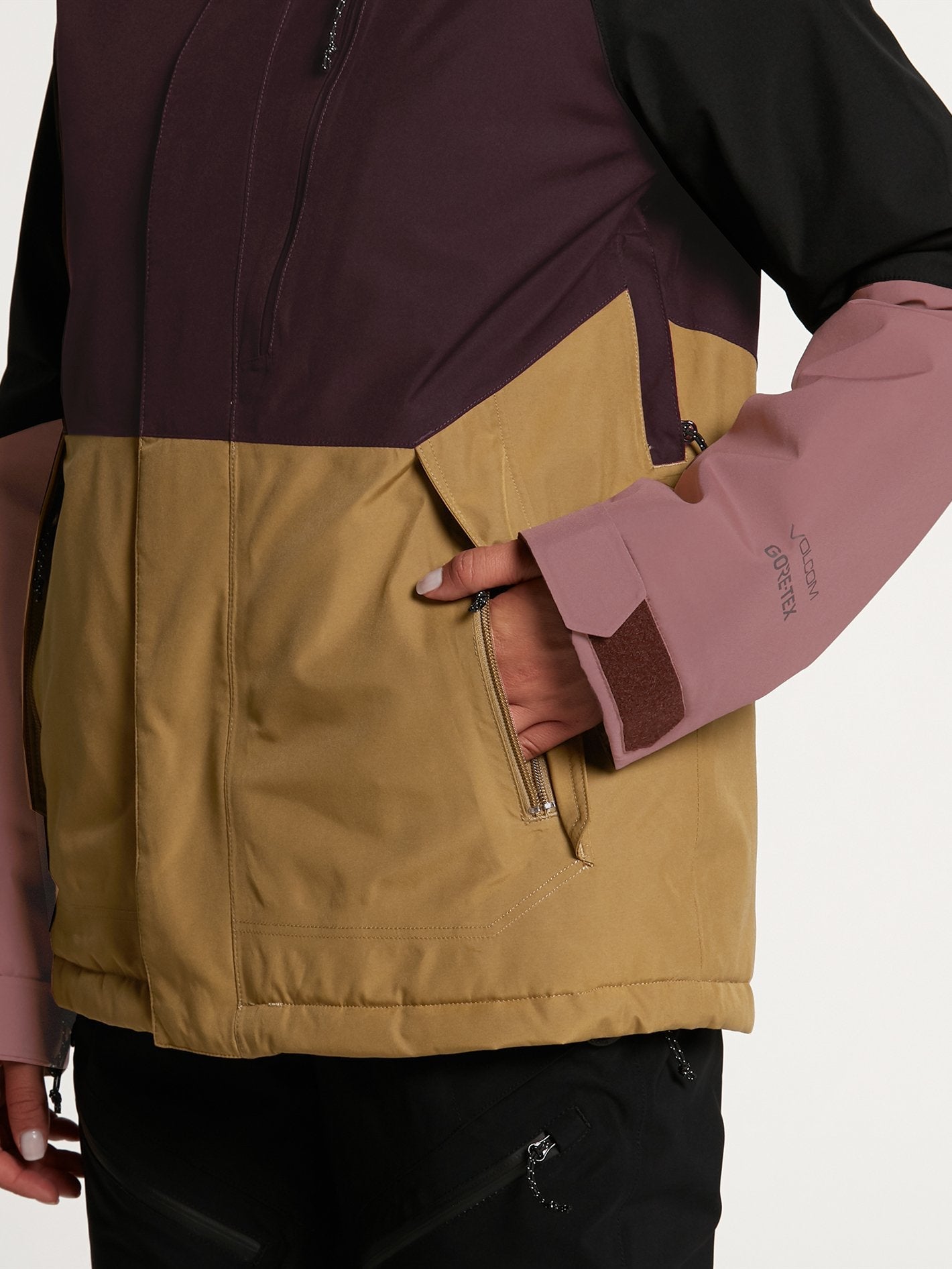 Aris Insulated GORE-TEX Snow Jacket - Black Red