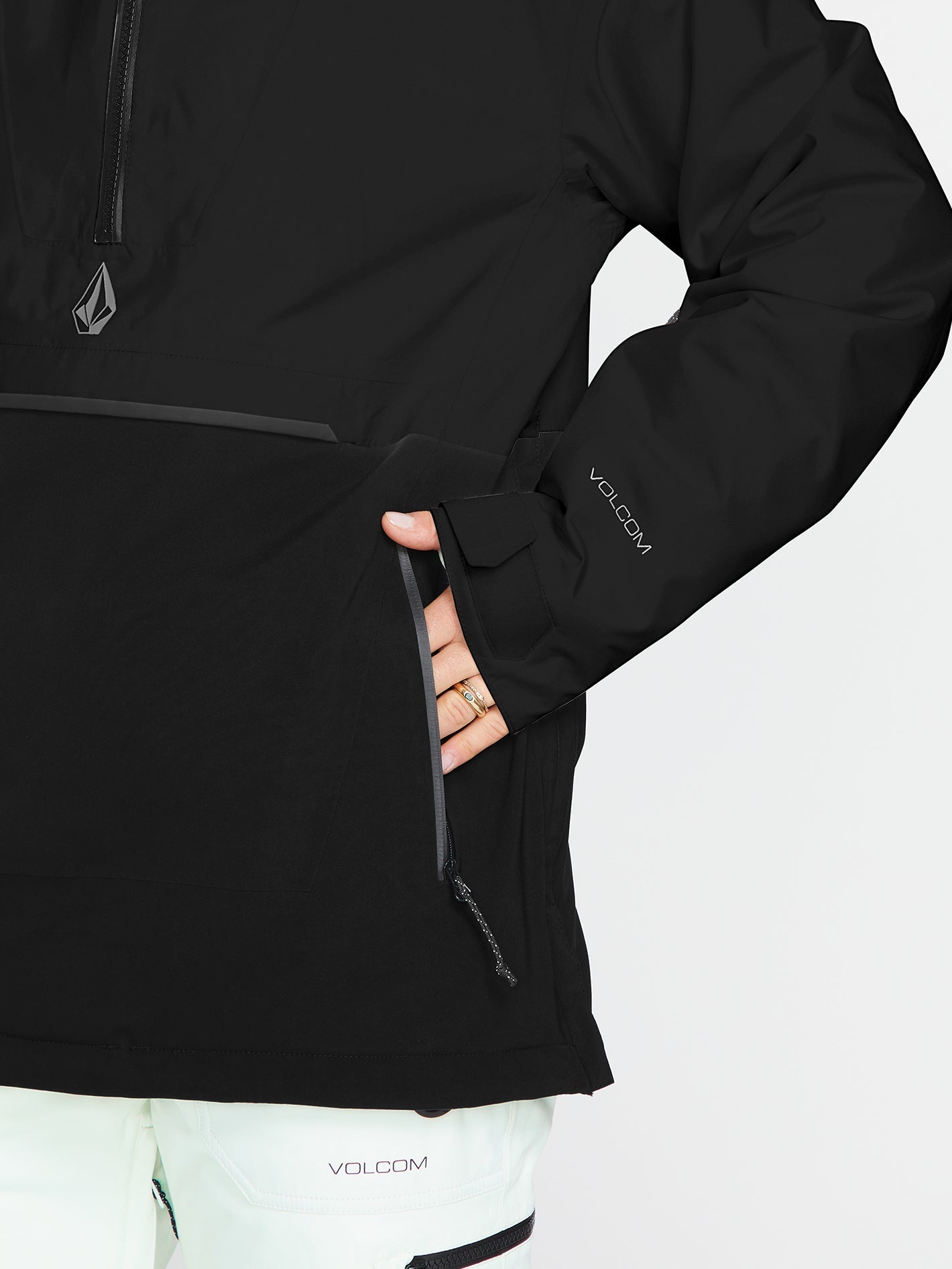 Fern Insulated Gore-Tex Pullover Snow Jacket - Black