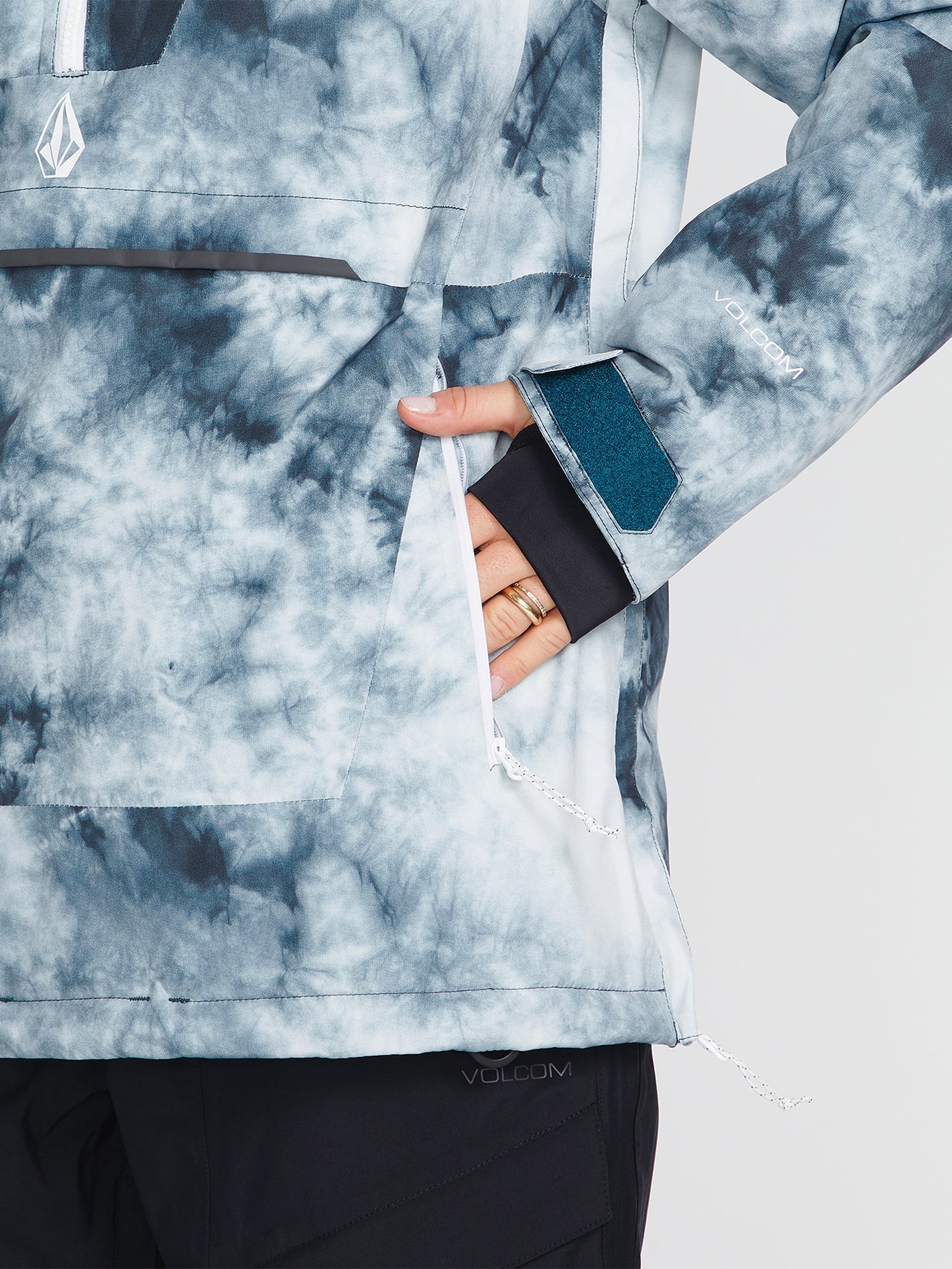 Fern Isolierte Gore-Tex-Schneejacke zum Überziehen – Storm Tie-Dye