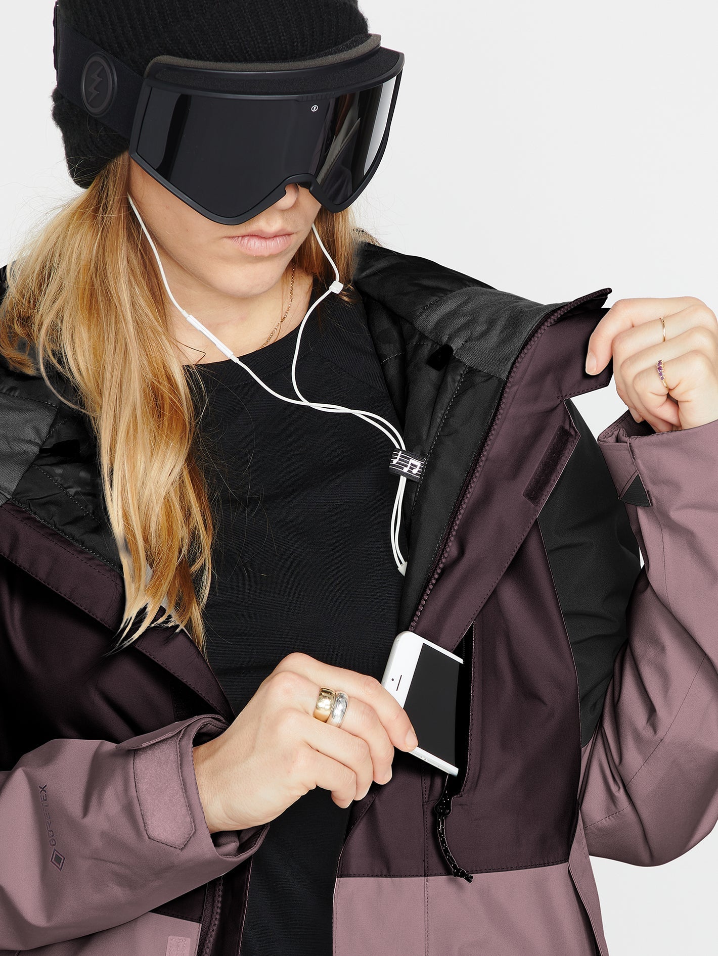 Aris Insulated Gore-Tex Snow Jacket - Black Plum