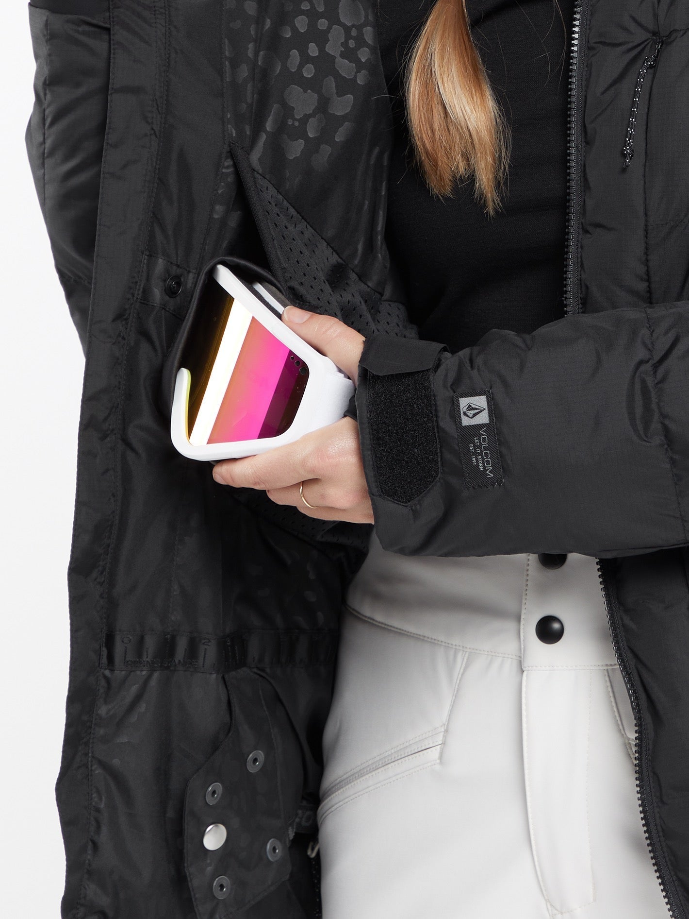 Puffleup Jacket - BLACK