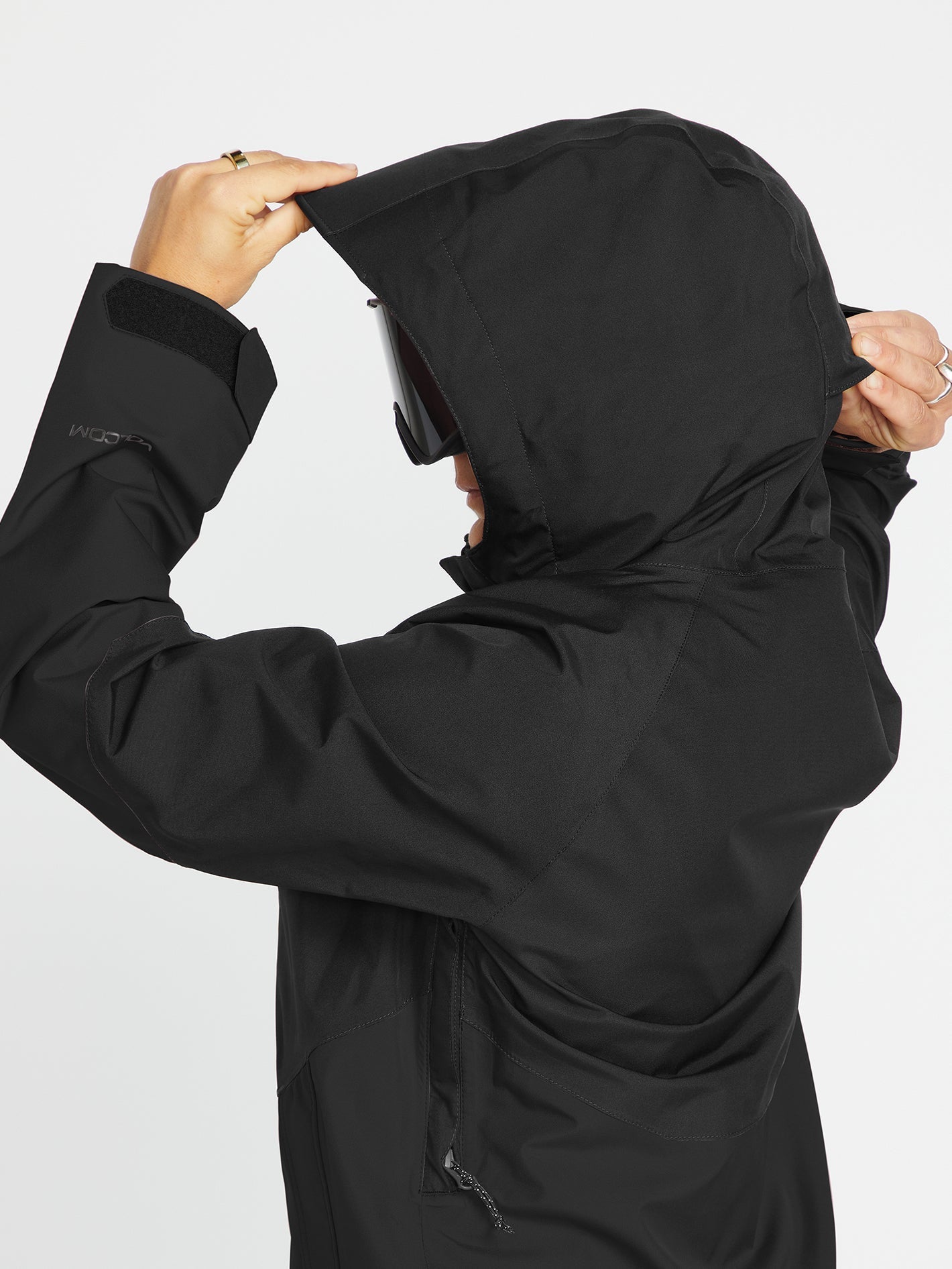 Aris Gore-Tex Snow Jacket - Black